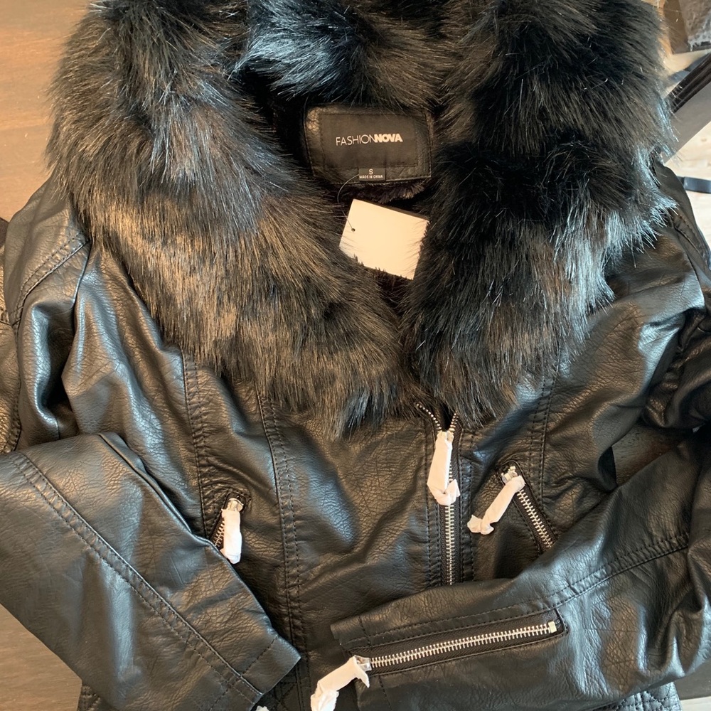 Faux Leather jacket - Picture 3 of 4